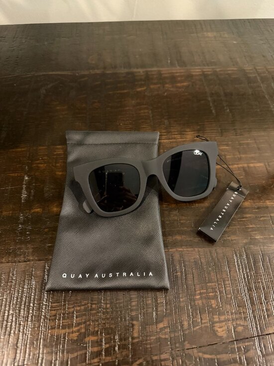 Quay Australia Accessories - QUAY Australia After Hours Oversized Sunglasses NWT